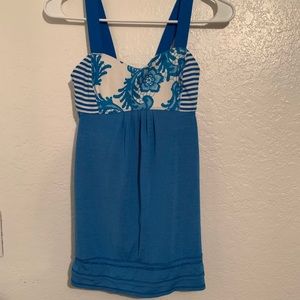 Lululemon tank top